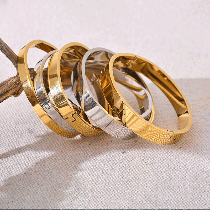 Simple Elegant Stainless Steel Vacuum 18K Gold Bracelet