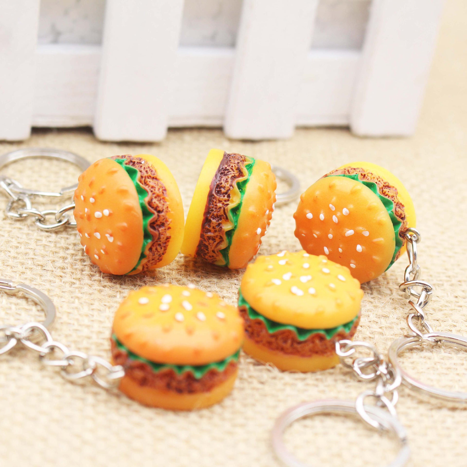 Accesorios de Llavero con Forma de Mini Hamburguesa de Resina