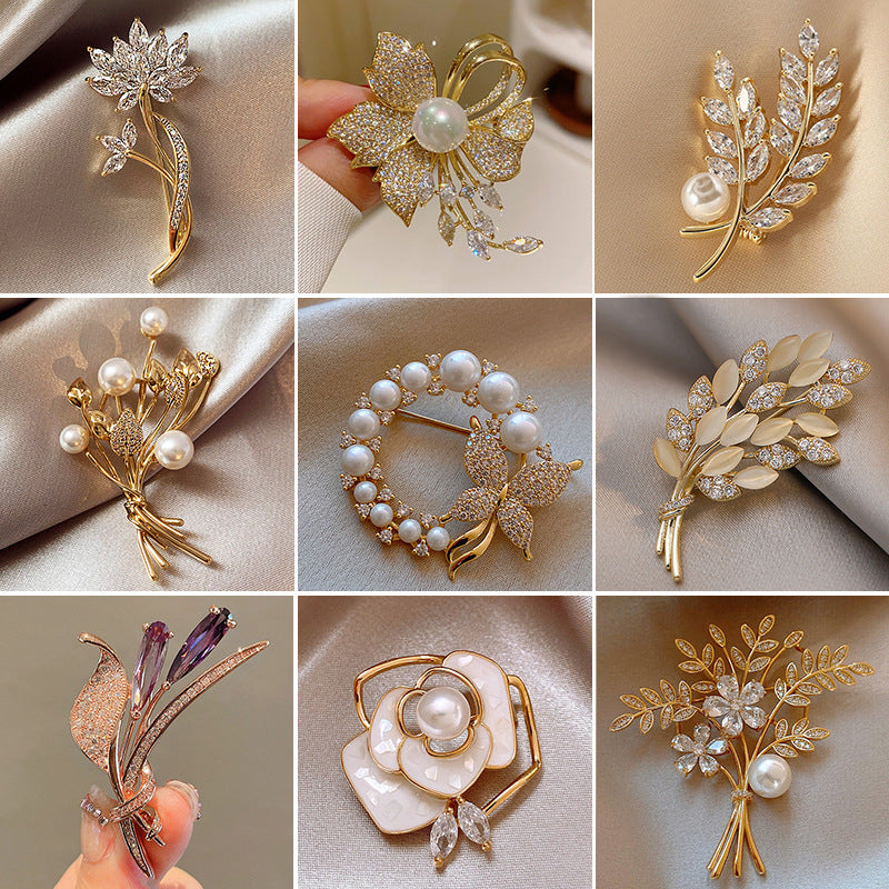 Nuevo Broche de Aleación de Alta Sensación de Nicho de Alta Gama, Pin para Abrigo y Traje, Corsage Versátil de Alta Gama