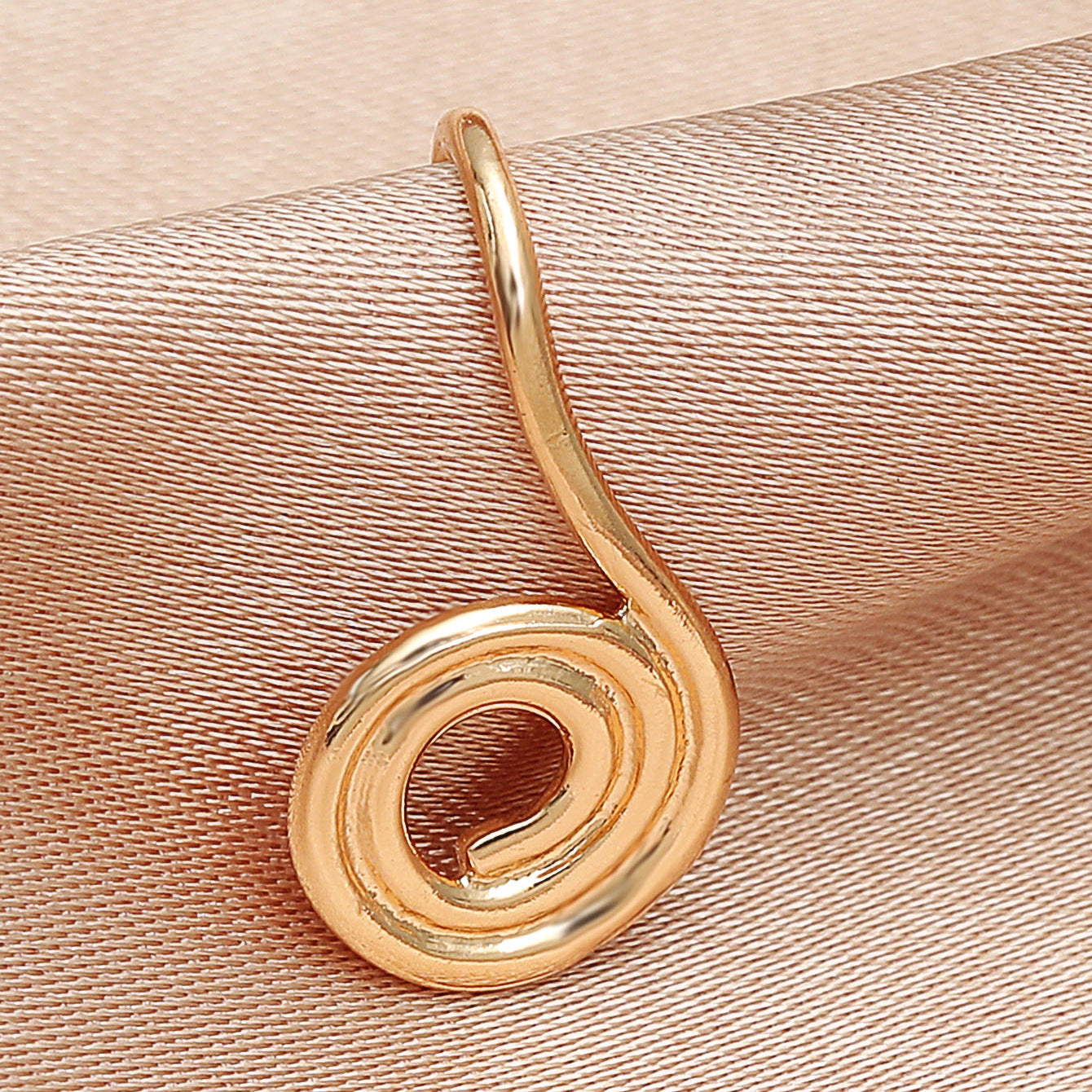 Ideas de joyas de piercing corporal de moda sin perforación