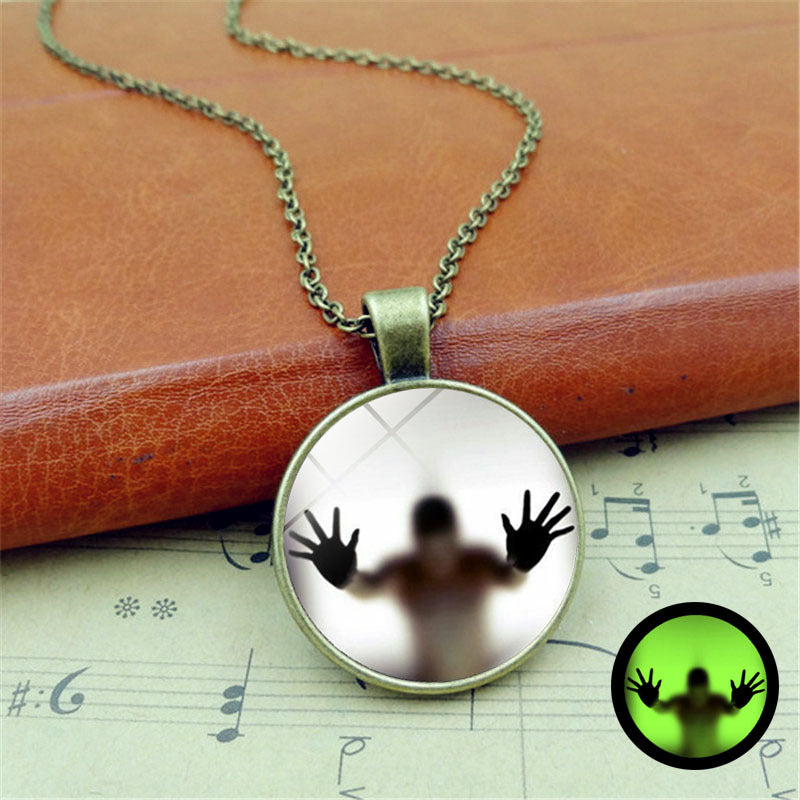 Runde leuchtende Halskette Halloween Persönlichkeit Schlüsselbein Anhänger Vintage Pullover Kette Modeschmuck Accessoires