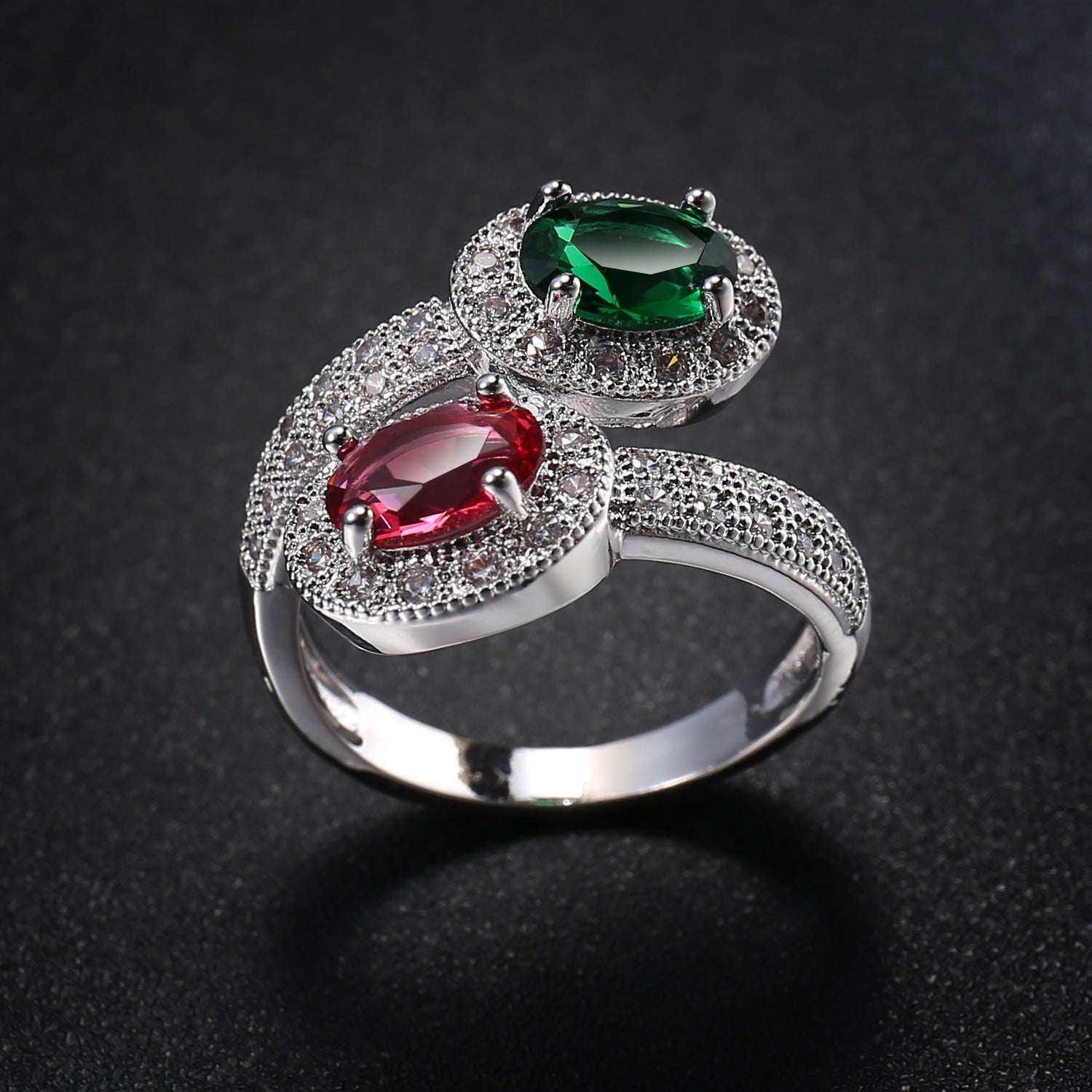 Anillo de circonita personalizado de moda para mujer