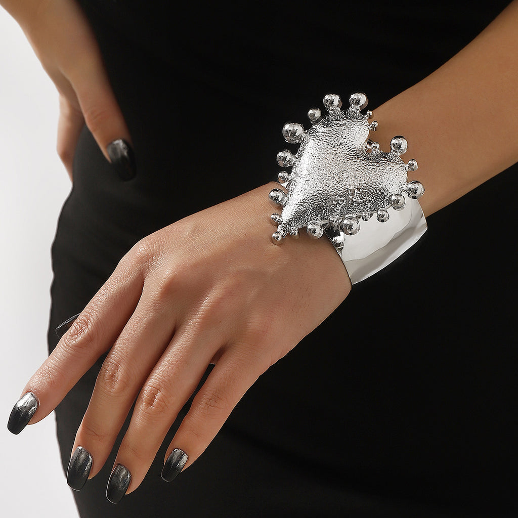 Retro Minority Design Big Love glänzendes Armband