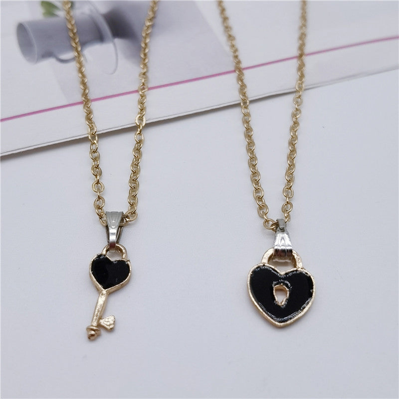 Collares para pareja: un par de cadenas doradas estilo retro para clavícula para hombre y mujer