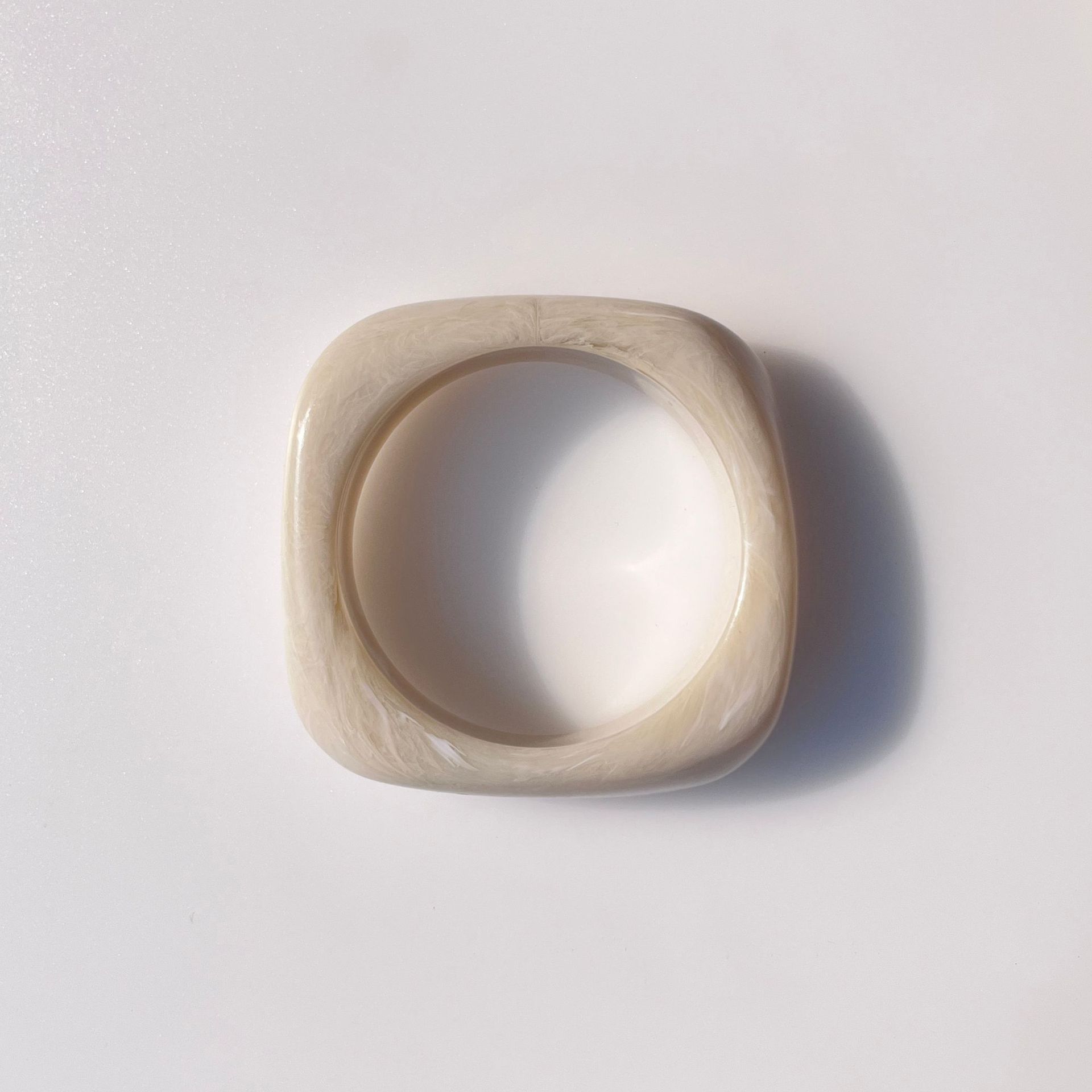 Exaggerated Acrylic Bracelet With Marbling