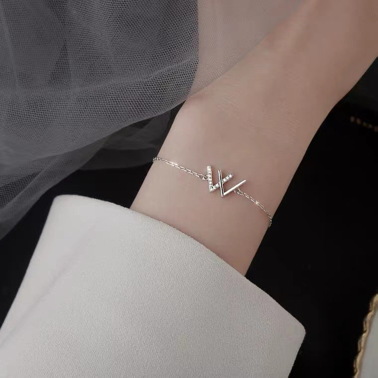 925er Silber W Buchstaben Armband für Damen, schlicht, Nische