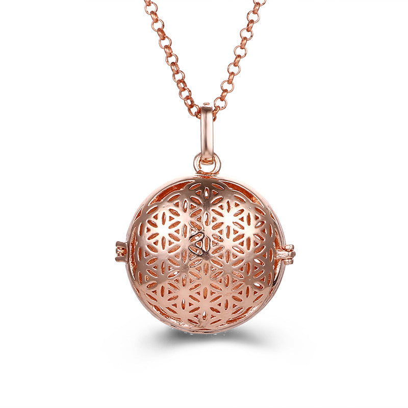Collar hueco de aromaterapia con jaula de circonita, difusor de aceites esenciales, caja de perfume, accesorios antiguos para ropa tradicional Han