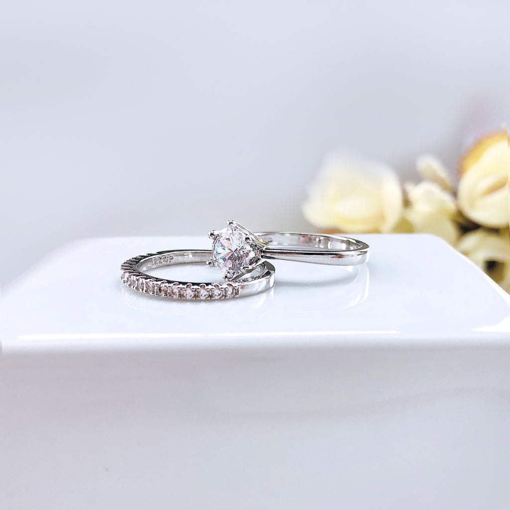 Vergoldeter Zirkon-Mikro-Ring mit sechs Krappen
