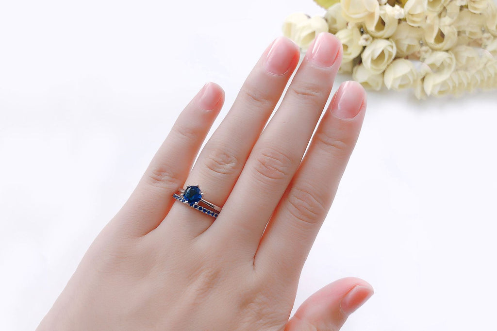 Vergoldeter Zirkon-Mikro-Ring mit sechs Krappen