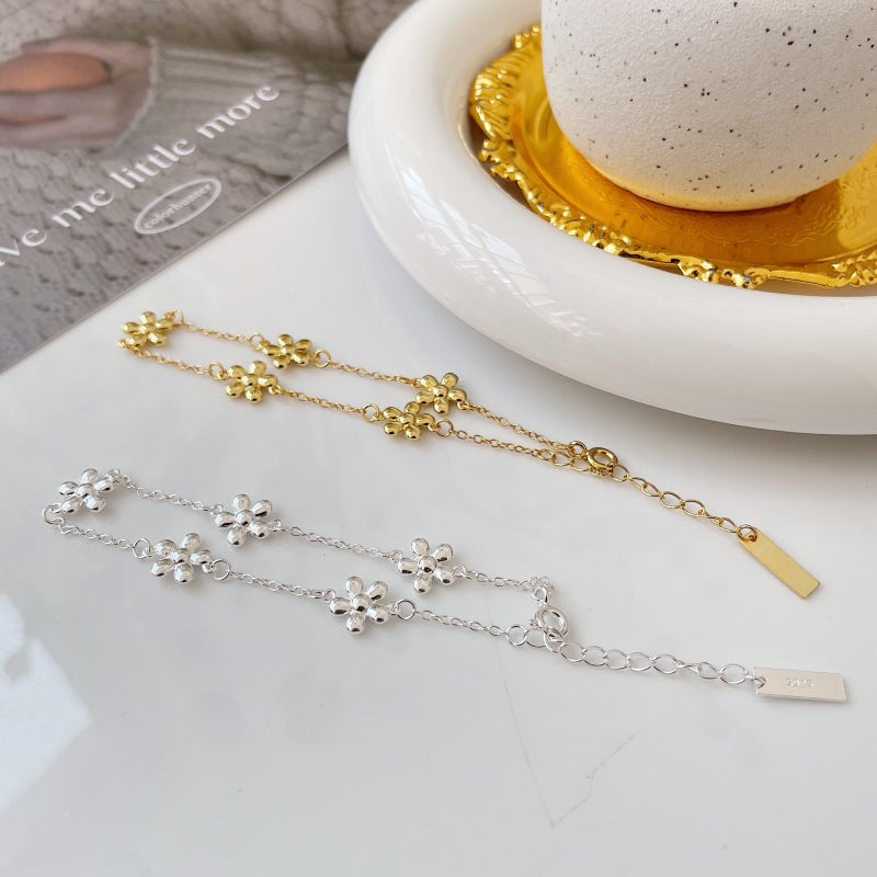 Daisy Small Flower Unique And Exquisite Bracelet