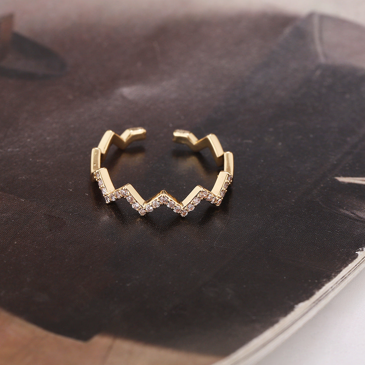 Mikro-Inlay Zirkon Temperament Vollbesetzter Diamantring