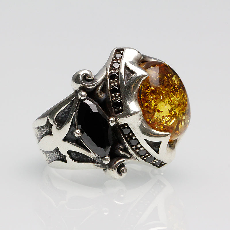 Anillo de plata tailandesa 925 retro con gema negra ámbar