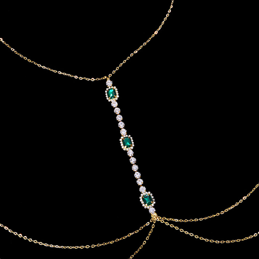 Cadena de pecho con diamantes de imitación de esmeralda de moda