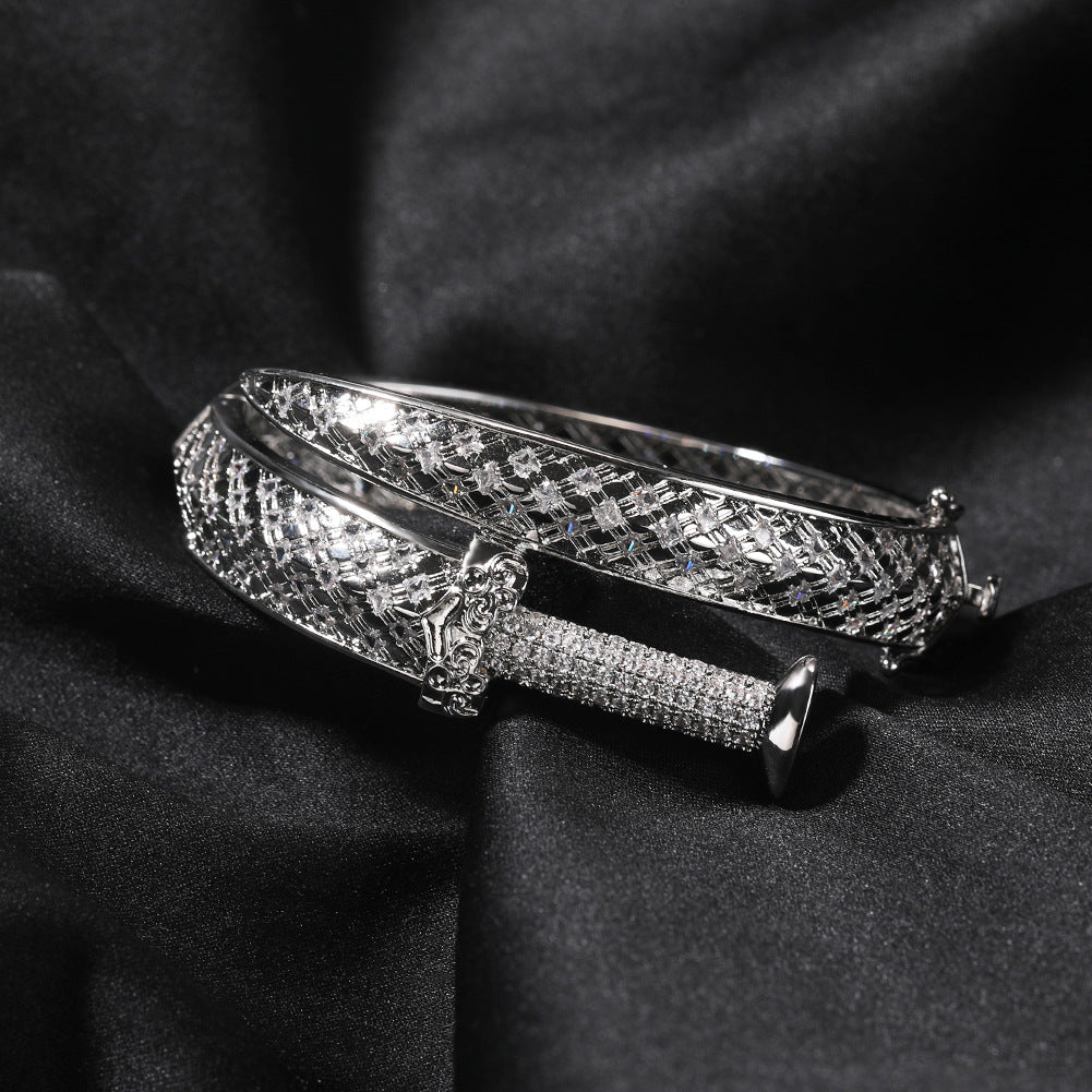 Cooles Schwert personalisiertes Armband Herren
