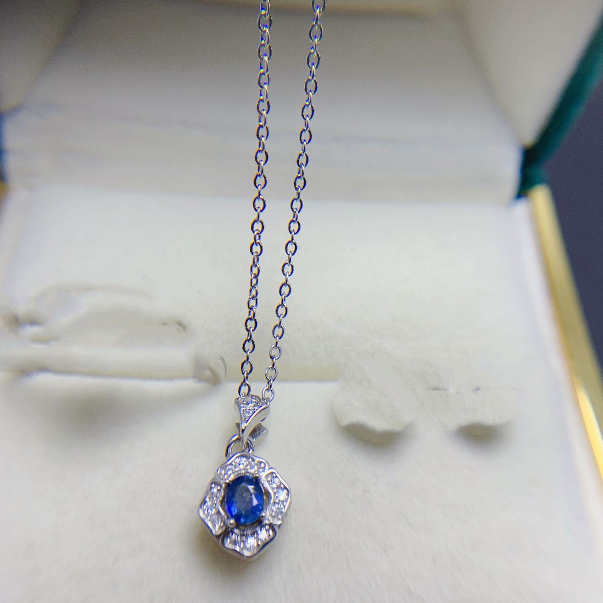 Natural Sri Lankan Sapphire Suit