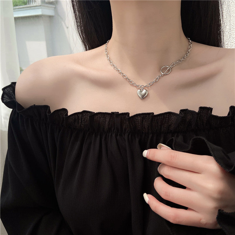 Modeschmuck Damen Vintage Halskette mit Liebesherz-Anhänger