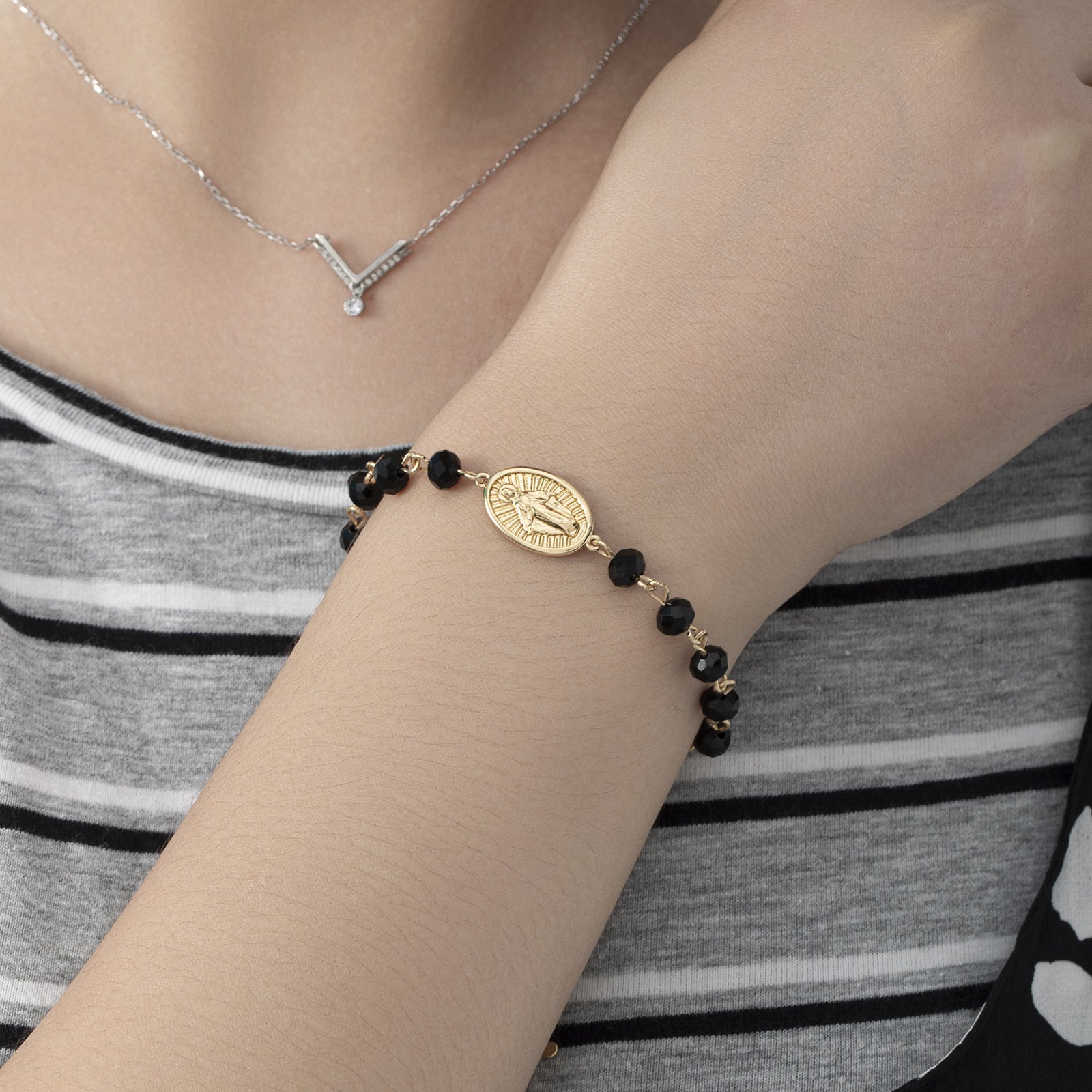 Beaded Bracelet Oval Medal Crystal Easter