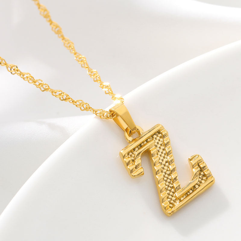 Halsketten mit goldenem Initialen-Alphabet-Namen