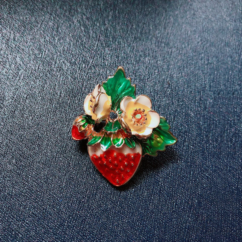 Broche Femenino Fresa Flor Dulce y Encantador