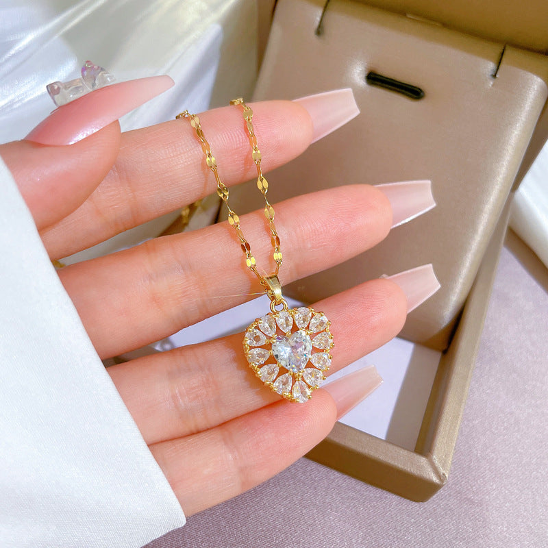 Collar asequible de lujo, estilo elegante, con corazón, diamantes completos y baño de oro real