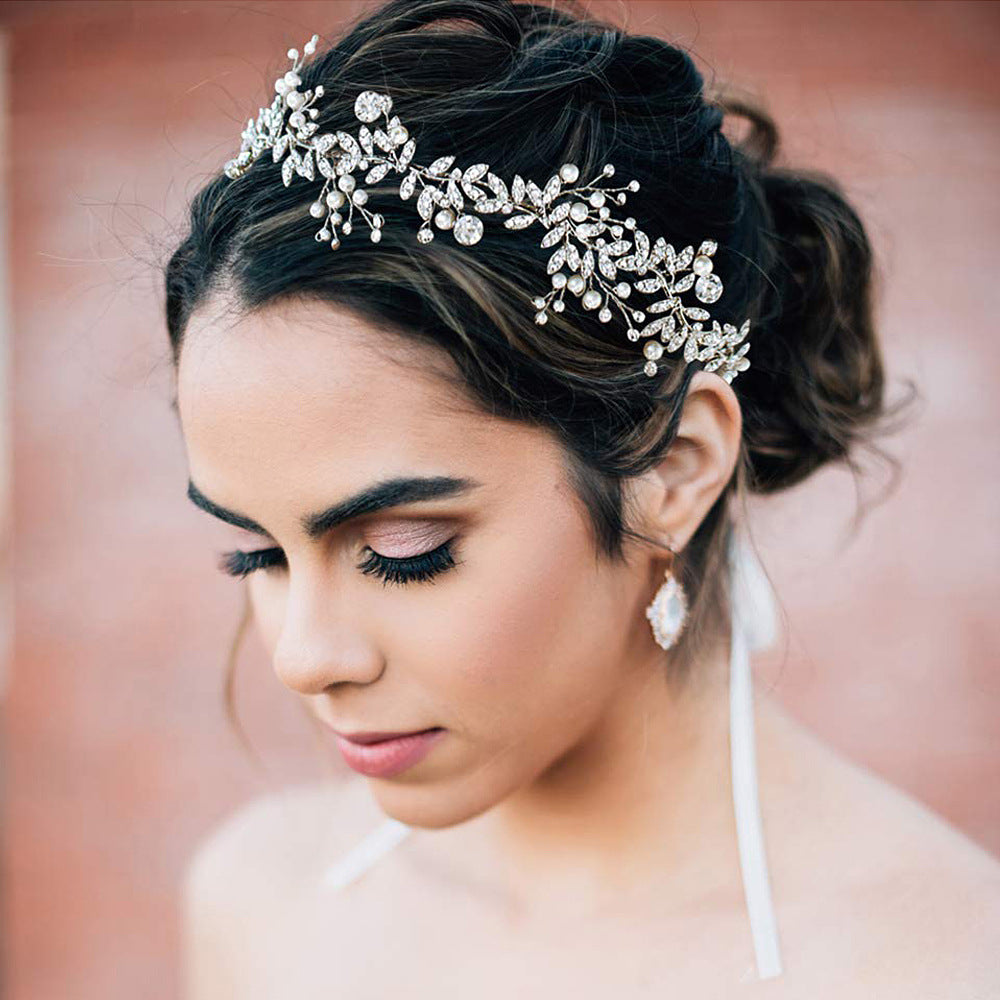 Diadema Nupcial de Aleación con Diamantes de Imitación