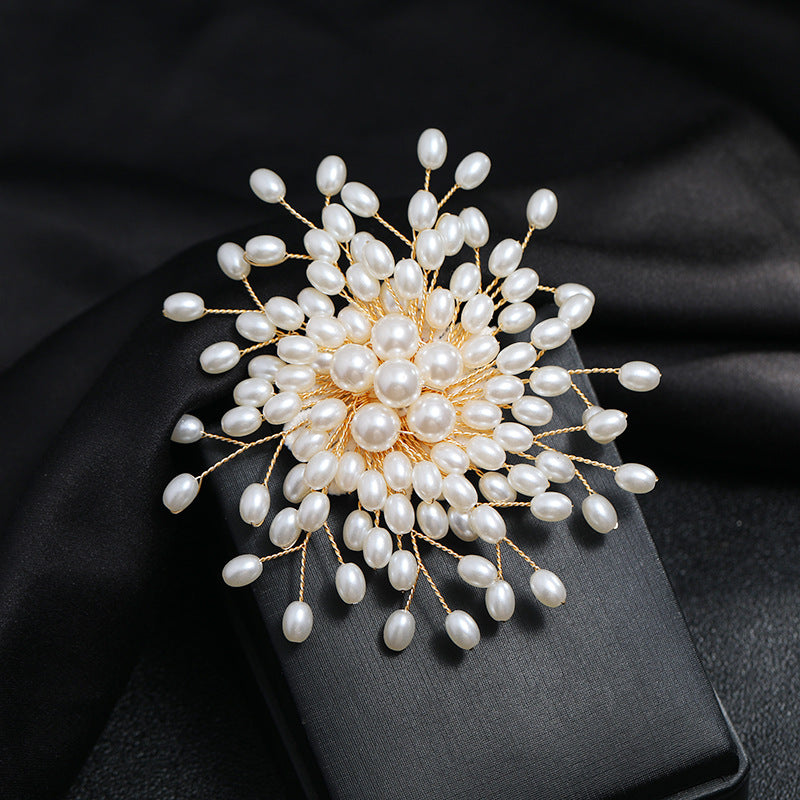 Broche de perlas de lujo con temperamento para mujer