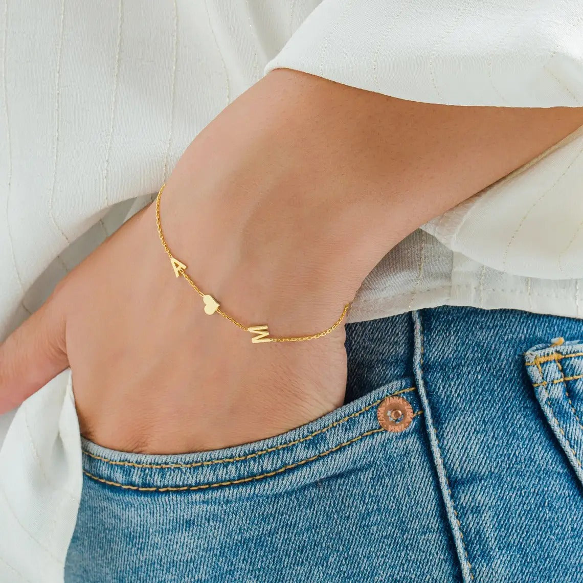 Pulseras personalizadas con letras y nombres para mujer, hombre y niño, de acero inoxidable, color oro, iniciales, pulsera con corazón, joyería, regalo de cumpleaños