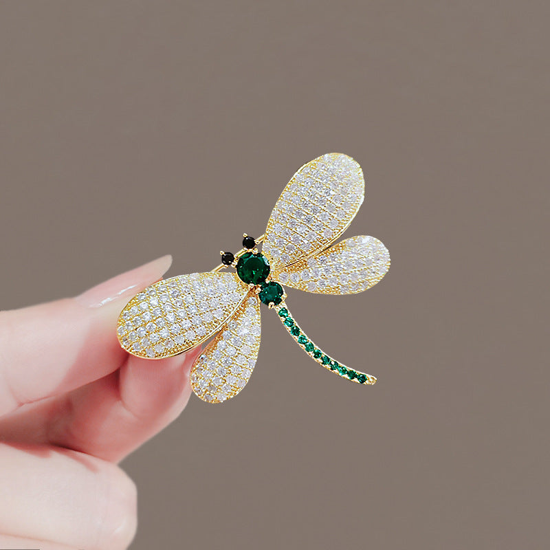 Nuevo Broche de Aleación de Alta Sensación de Nicho de Alta Gama, Pin para Abrigo y Traje, Corsage Versátil de Alta Gama