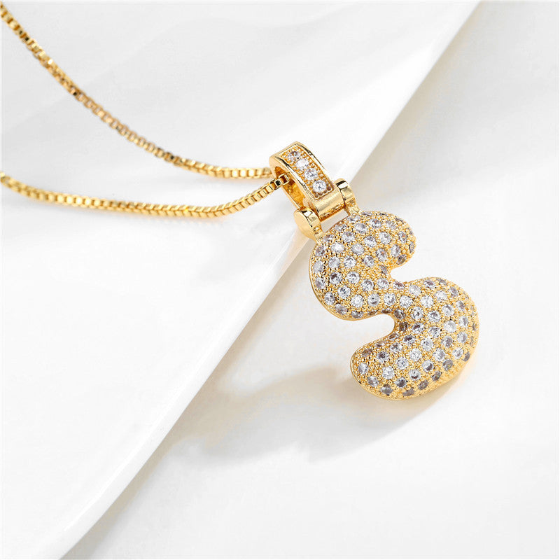 Schlüsselbeinkette Kupfer Mikro-intarsierte Zirkon 26 Buchstaben-Anhänger-Halskette für Frauen Geburtstag Schmuck Geschenke