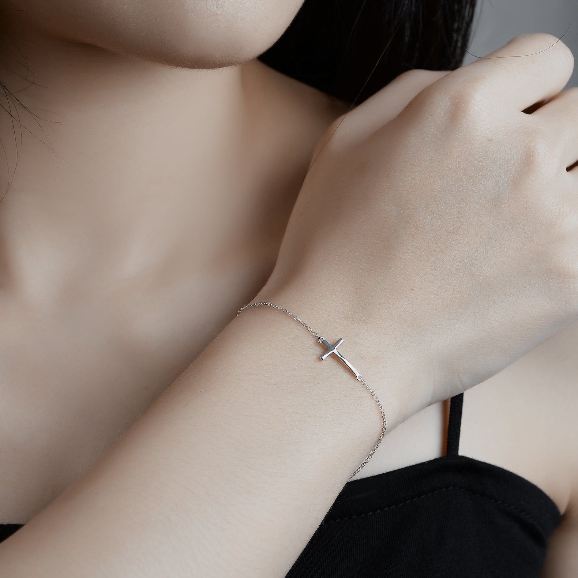 Pulsera de Cruz de Plata de Ley S925, Accesorios Sencillos que Combinan con Todo