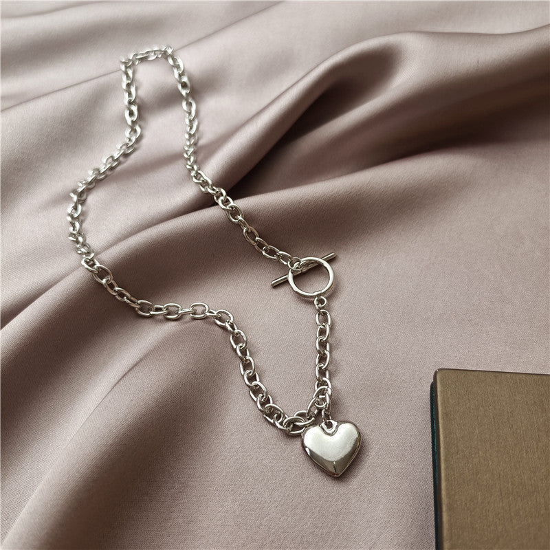 Modeschmuck Damen Vintage Halskette mit Liebesherz-Anhänger