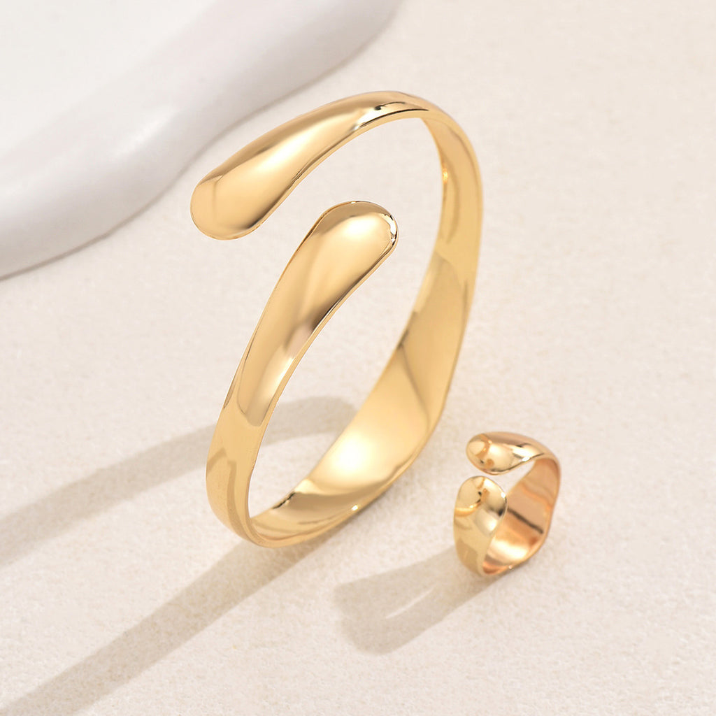 Simple Geometric Glossy Bracelet Ring Set