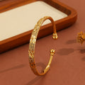 1 Stk. Vintage vergoldetes 18K zart gemustertes Armband, Sandgold Damen Offenes Armband, Geeignet für den täglichen Gebrauch, Weihnachtsgeschenke