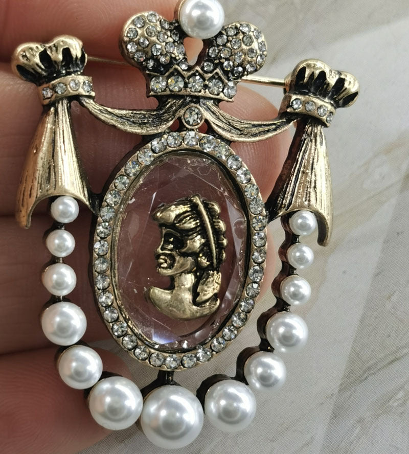 Hermoso corsé de perlas de joyería barroca vintage Nostalgia