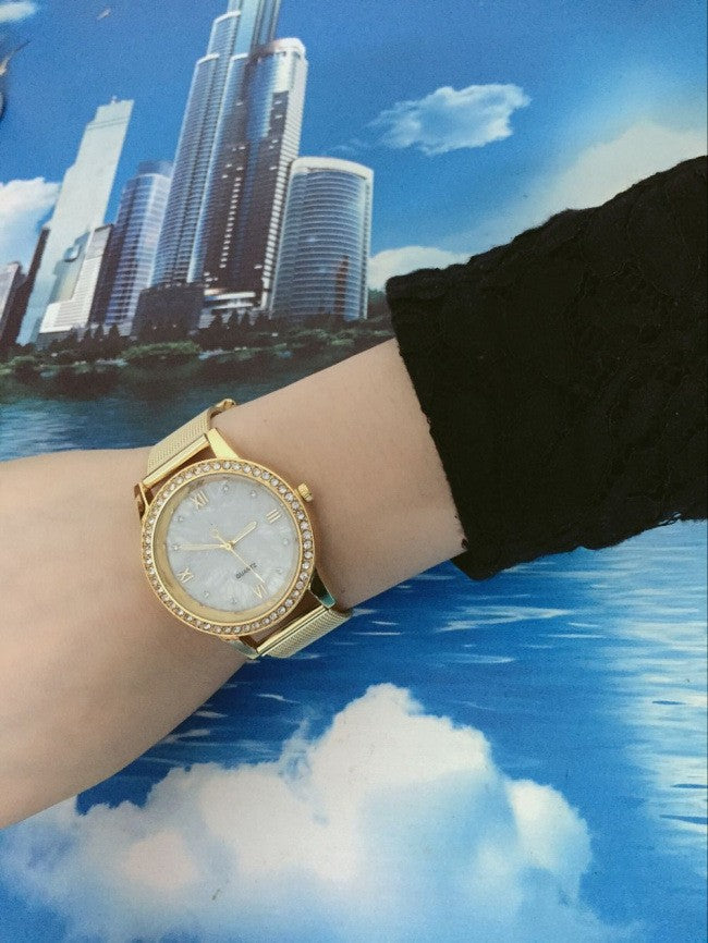 Golden Mesh Belt Men's And Women's Alloy Electronic Watch