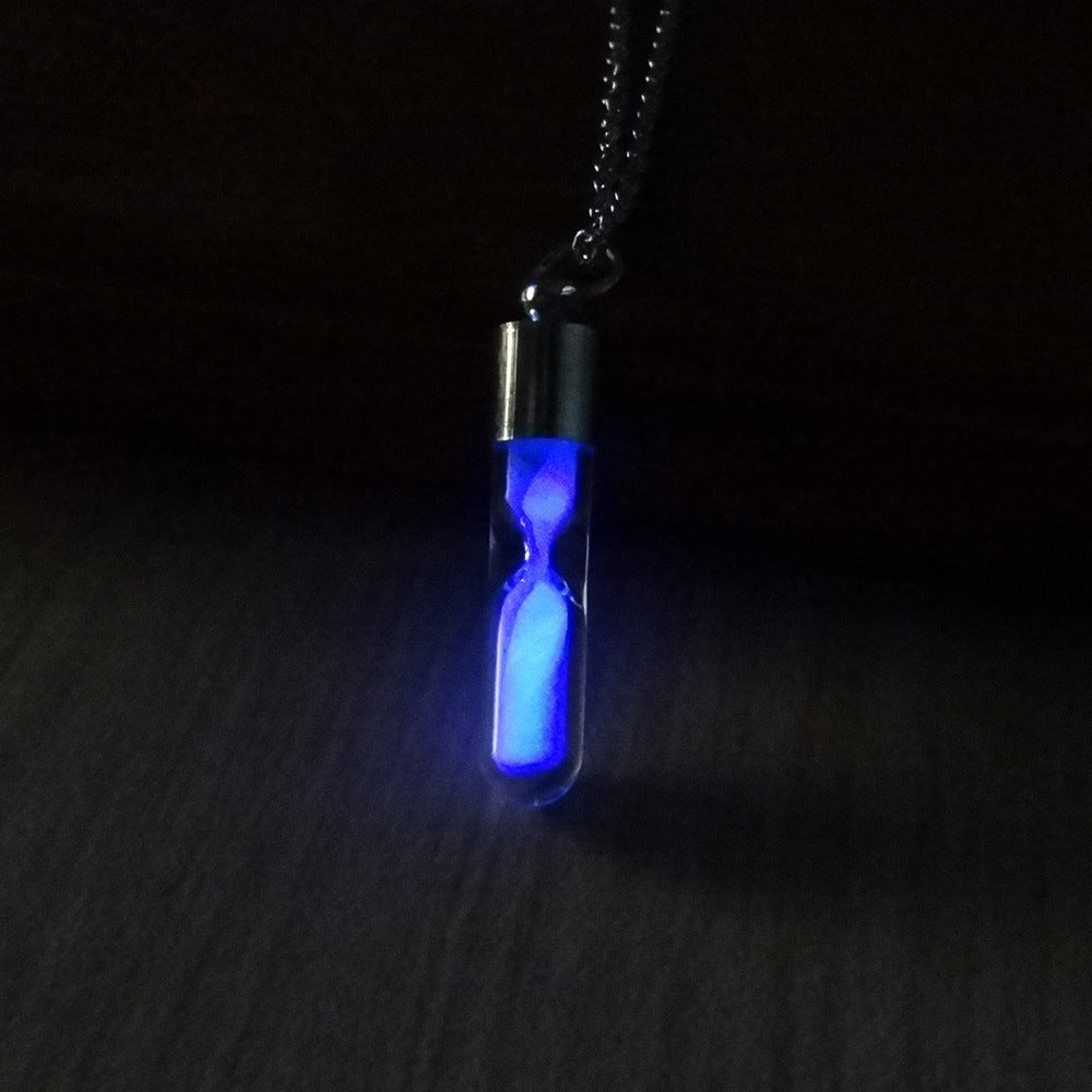 Modische Sanduhr Kristall Personalisierte Anhänger Halskette Quicksand Wunschflasche Leuchtender Schmuck Für Frauen
