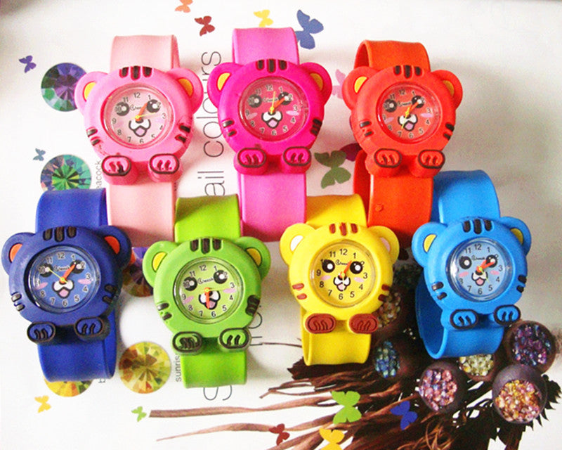 Reloj de dibujos animados de animación creativa para niños