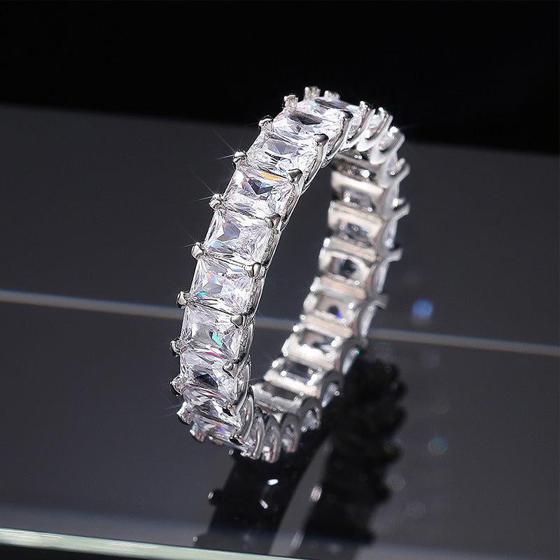 Vollbesetzter Diamantring Schmuck Geburtstagsgeschenk Party-Schmuck
