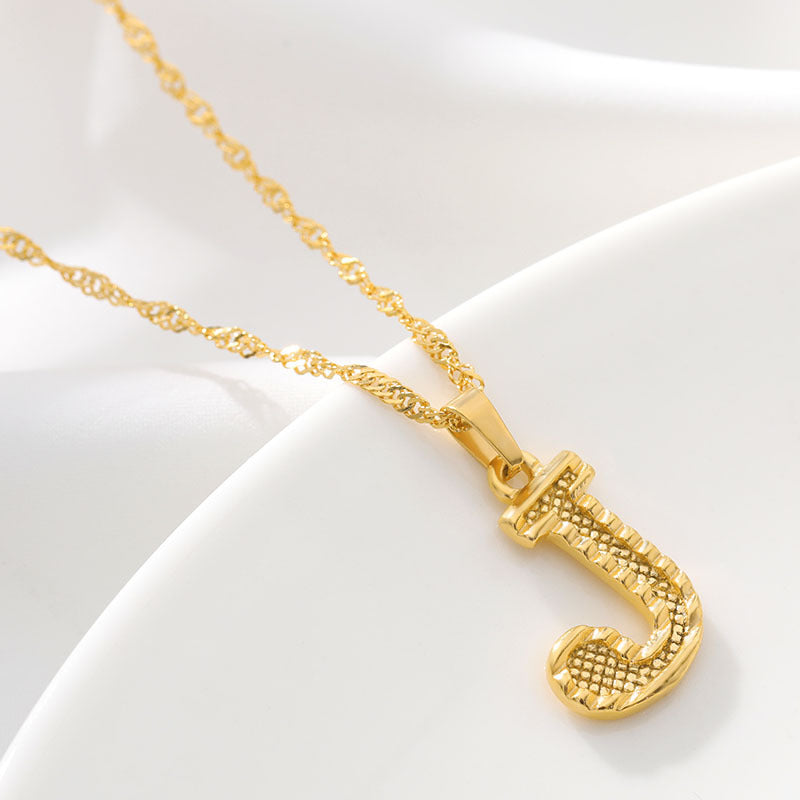 Halsketten mit goldenem Initialen-Alphabet-Namen