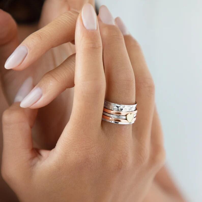 Vintage Herz Drehbarer Ring Fidget Ringe für Frauen Anti Stress Angst Ring Spinner Ring Anti Sorge Stress Meditation Schmuck Geschenke für Mädchen