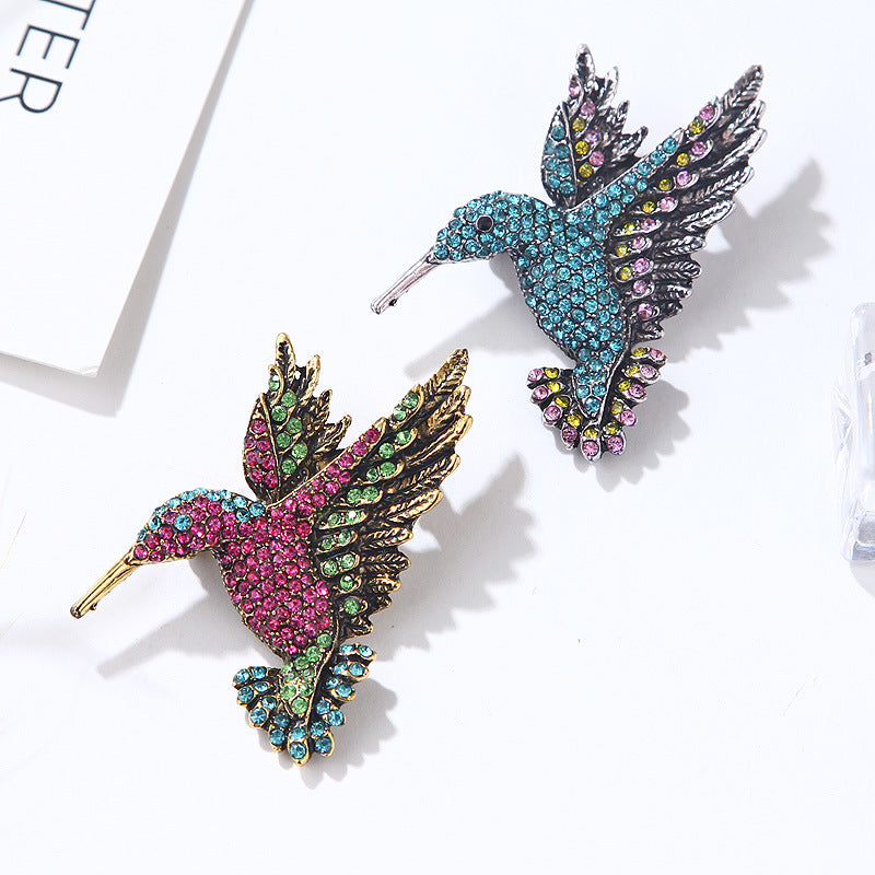 Brosche im neuen Retro-Stil aus Legierung mit Kolibri-Motiv
