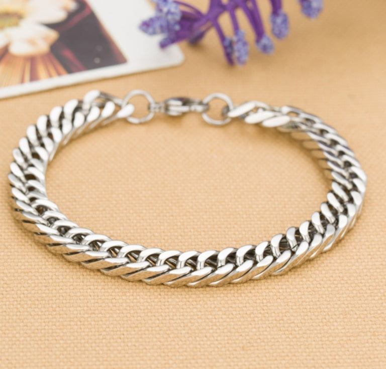 Brazalete de acero de titanio