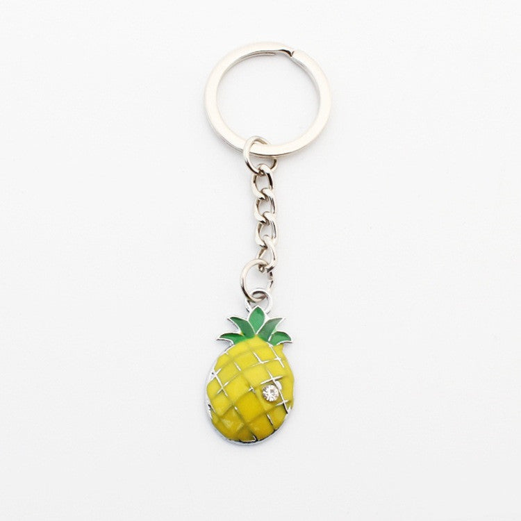 Creativo llavero con colgante de cadena de fruta de simulación