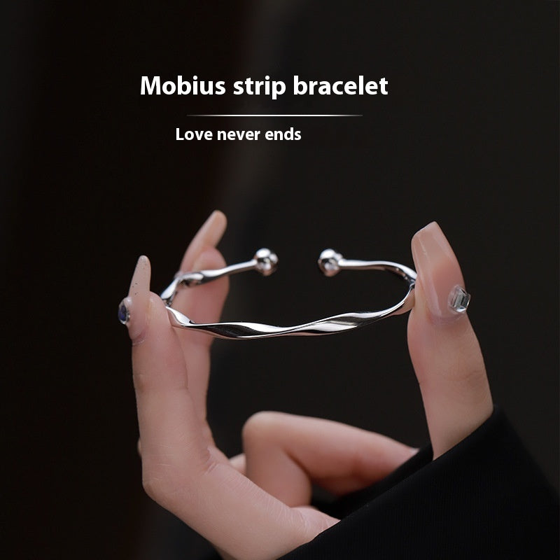 Mobius Strip Bracelet Niche Design