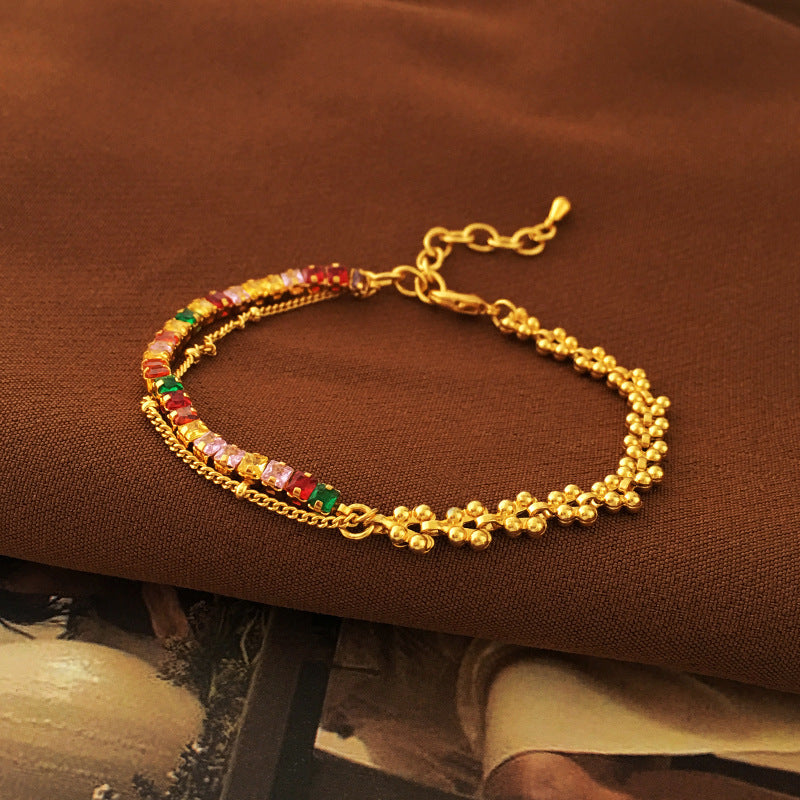 Pulsera multicapa de estilo retro con baño de cobre y oro y diseño de retales