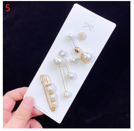 Broche, imperdible, peto, abertura en la cintura, broche de perlas, ropa fija