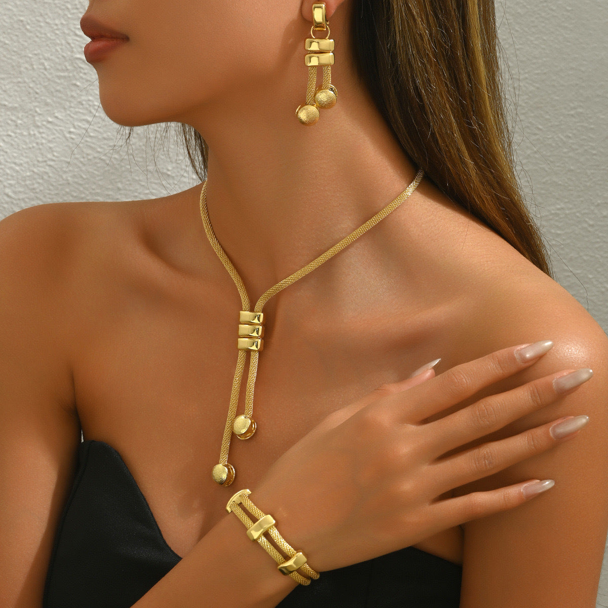 Damenschmuckset 18K Galvanisierte lange Halskette Geometrisches Armband für Damen