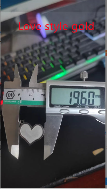 Metal Geometric Block Hot Activated Magic Necklace