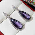 Pendientes largos de boda para mujer con microincrustaciones de circonia morada