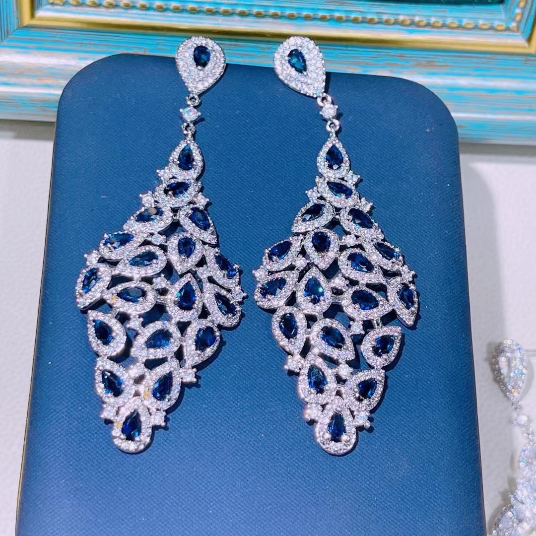 Pendientes Colgantes de Lujo con Borla de Zirconia en Forma de Gota de Agua y Diamante Grande